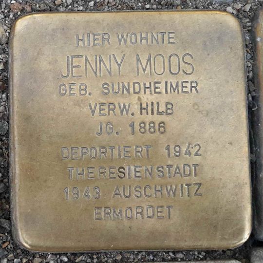 Stolperstein en memoria de Jenny Moos