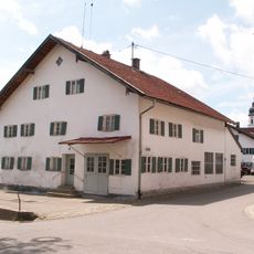 Ehemaliges Bauernhaus und Schmiede