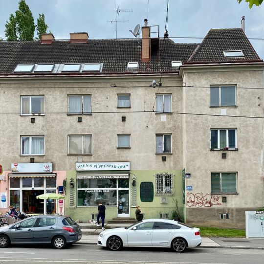 Wohnhausanlage Speisinger Straße 100