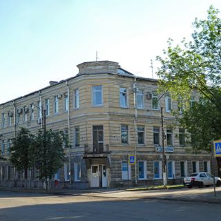 Дом купца Андреева (Луга)