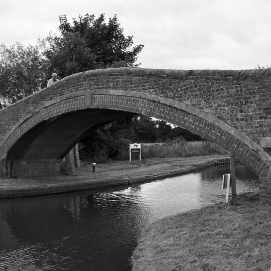 Great Haywood canal bridge No 109