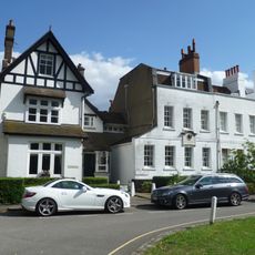 Livingstone Cottage and Monken Cottage