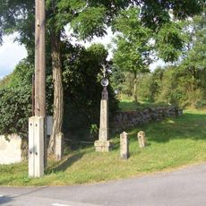 Kříž v Kojetíně u rozcestí