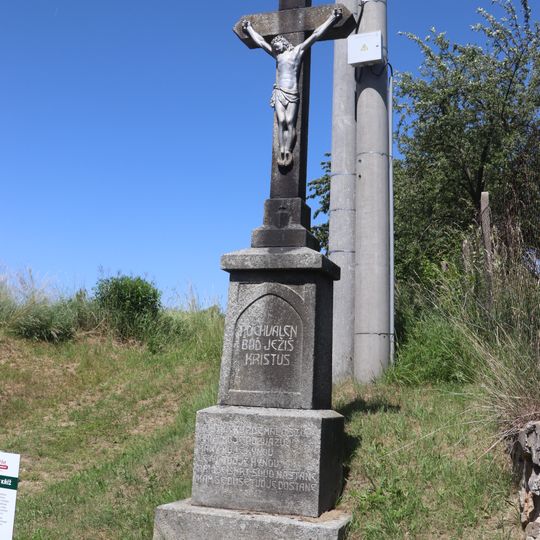 Kříž na západním okraji Popůvek