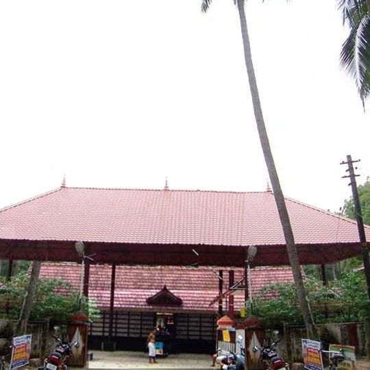 Velloor Perunthatta Siva Temple