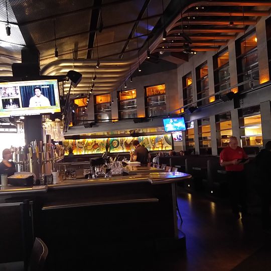 Yard House