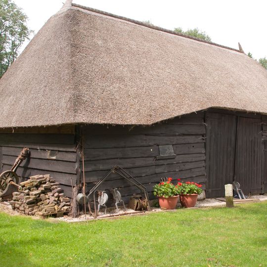 De Plakke: houten veeschuur