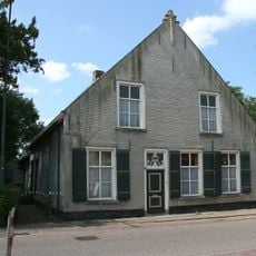 Hoofdstraat 72, 's Gravenmoer