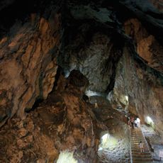 Nippara Cave