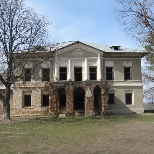 Mansion in Solești
