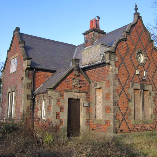 Lodge to Backford Hall