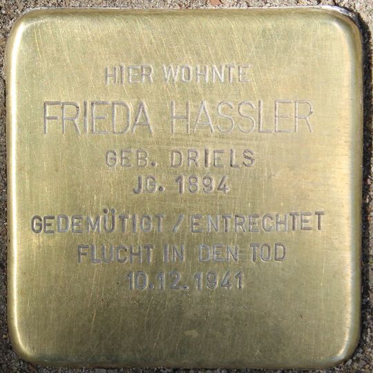 Stolperstein en memoria de Frieda Hassler