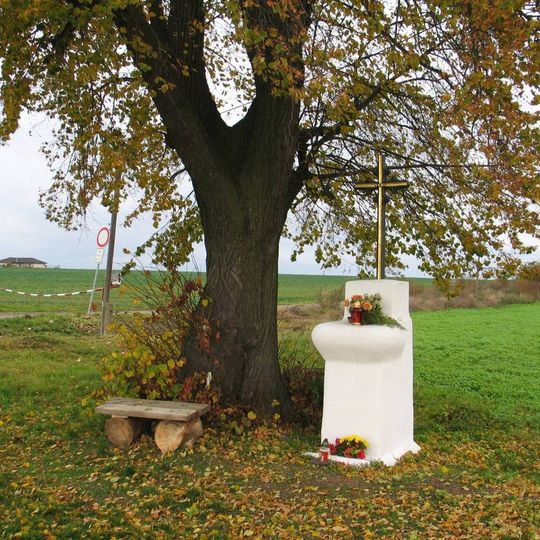 Pamětní kříž u Velkých Přílep