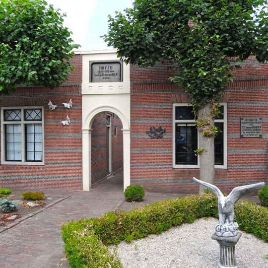 Hofje van Zijll van den Ham