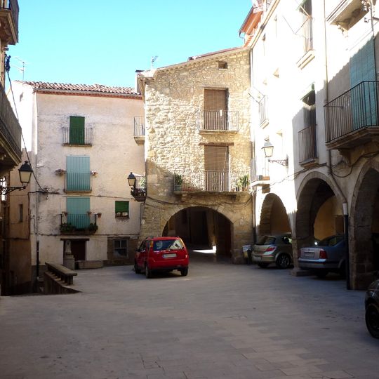 Plaça Major de Vilanova de Meià