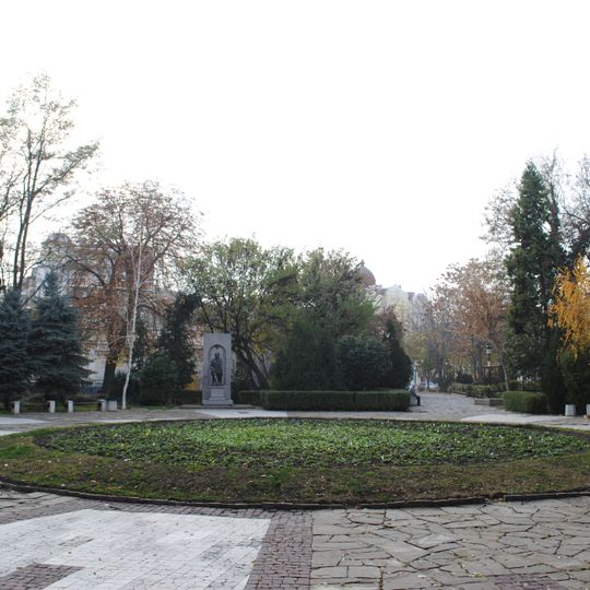 Dondukova Garden