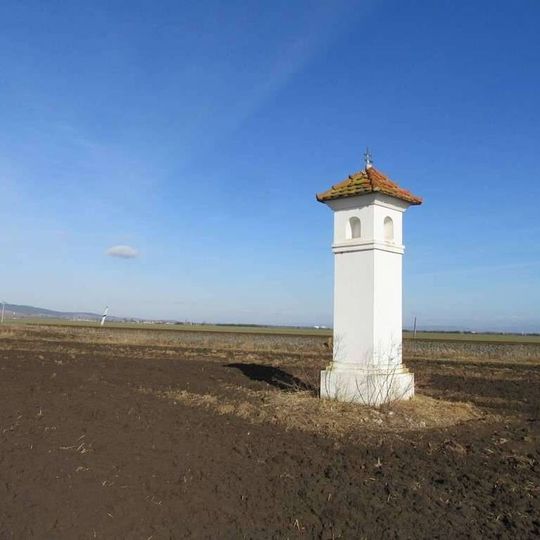 Boží muka Senice na Hané u polní cesty