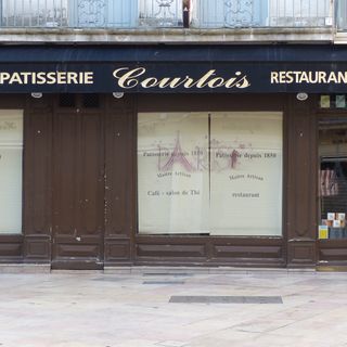 Courtois pastry shop