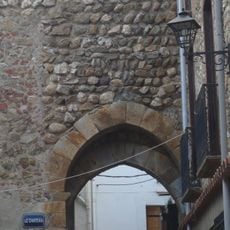 Porte fortifiée de Fourques