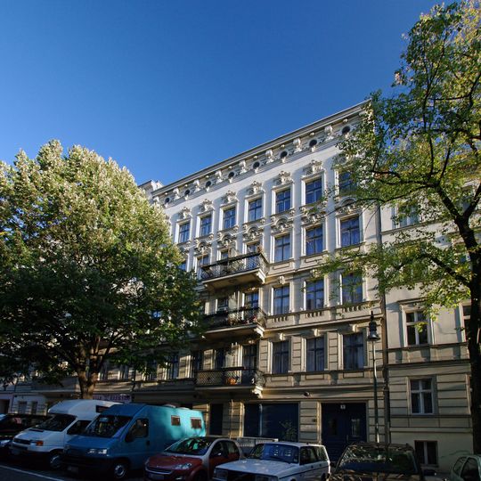 Mietshaus Crellestraße 9