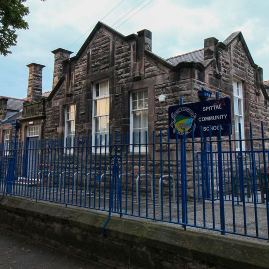 Spittal School And Surrounding Walls And Railings