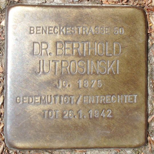 Stolperstein dedicated to Dr. Berthold Jutrosinski