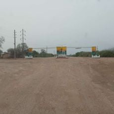 Portal de entrada de El Sauzalito