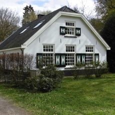 Kasteel Moersbergen: dienstwoning De Oude Molen