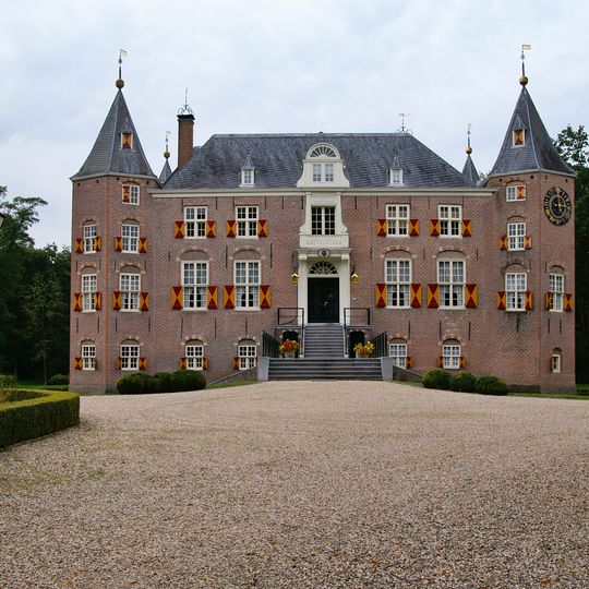 De Nederhorst: stel tuinvazen