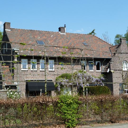 Wieënweg 56-58, Brunssum