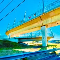 Grayston Pedestrian and Cycle Bridge