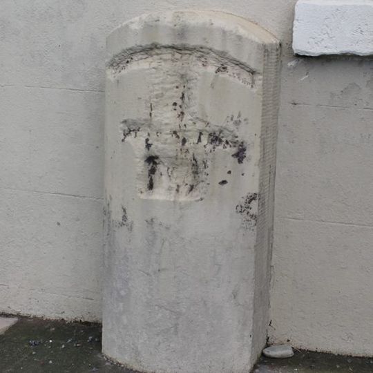 Milestone, Flimby