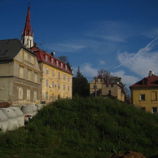Odtoková část mlýnského náhonu a lednice s turbinou