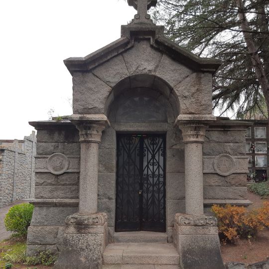 Panteó Arquer i Morató