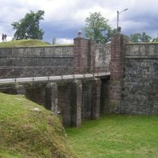 Remparts de la ville haute