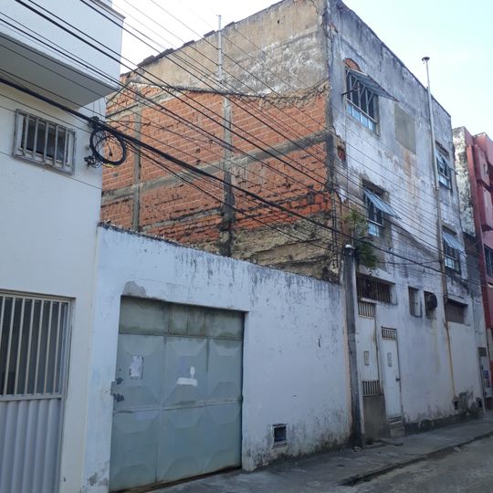 Imóvel à Rua Manoel Vitorino, Nº 70