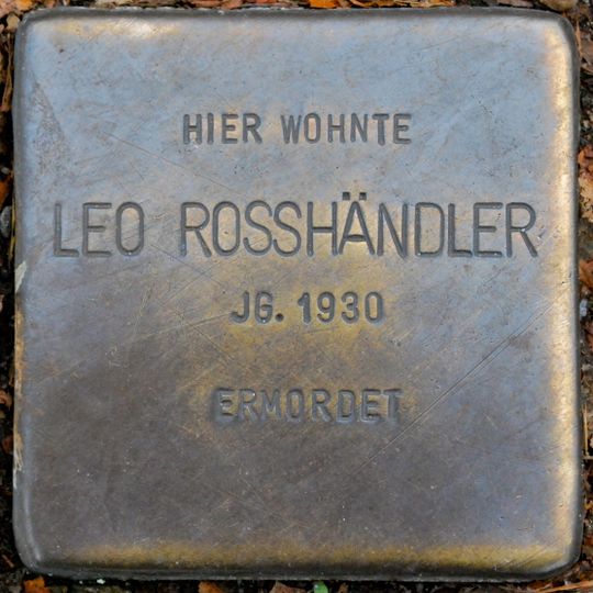 Stolperstein für Leo Rosshändler
