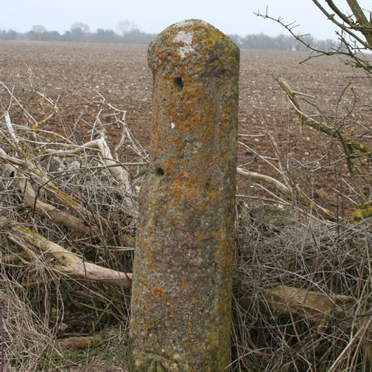 Milestone, Upton Lane