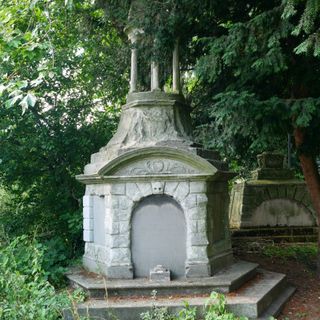 Moyer Monument In Churchyard 20 Yards West South West Of Tower