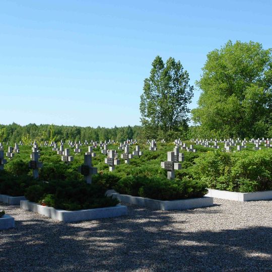 Cmentarz wojenny z II wojny światowej w Potulicach