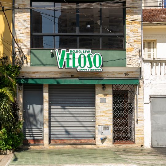 Imóvel à Rua Conceição Veloso, nº 70 / 70a