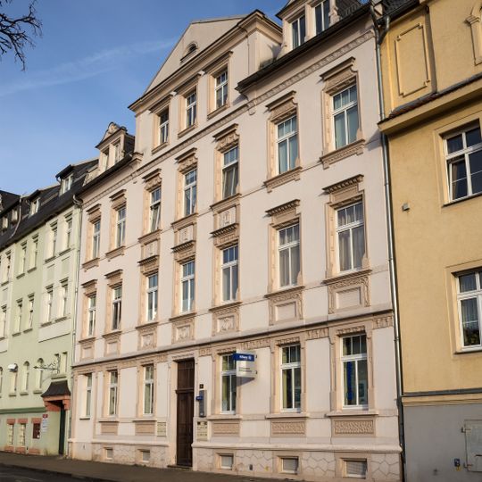 Mietshaus in geschlossener Bebauung Leisniger Straße 4