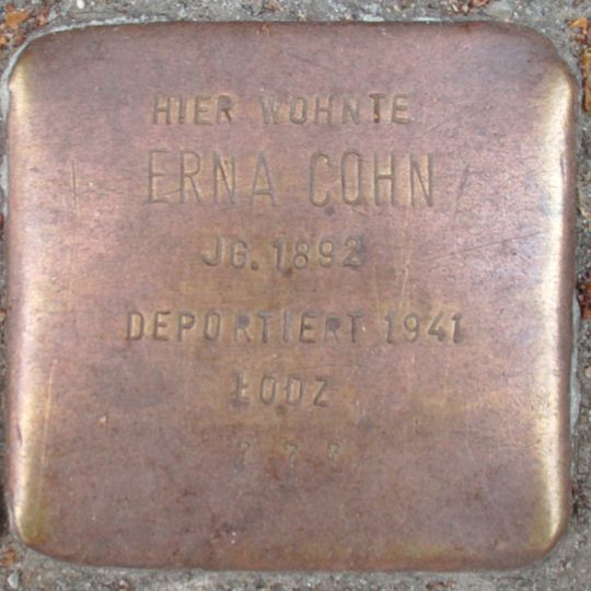 Stolperstein en memoria de Erna Cohn
