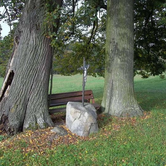 Kříž východně od Nového Dvora