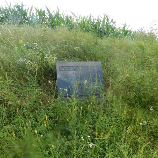 Masarykova alej v Tvarožné