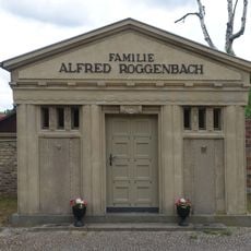 Kirchhof der Dankes-Gemeinde & Mausoleum der Familie Roggenbach