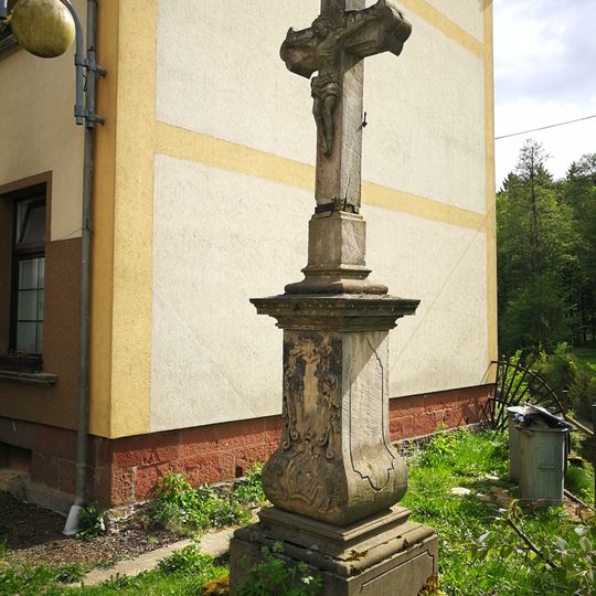 Cross near house no. 124 in Dolní Branná