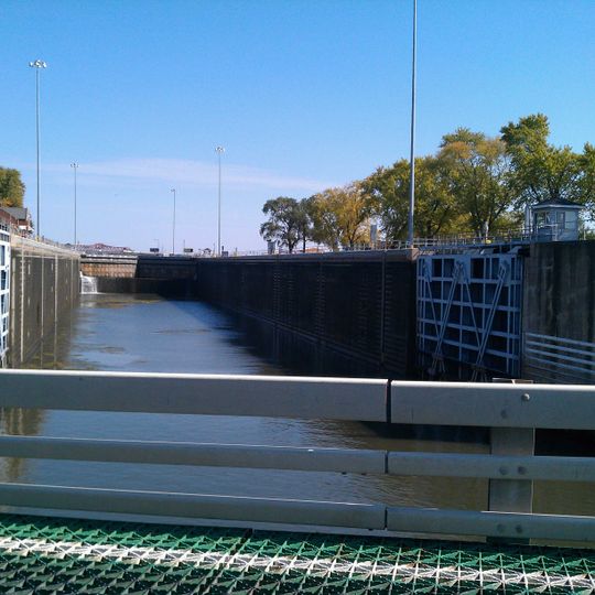 Brandon Road Lock and Dam