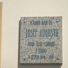 Pamětní deska Josefa Augusty