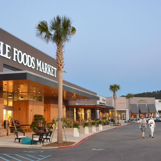 Cross Hill Market